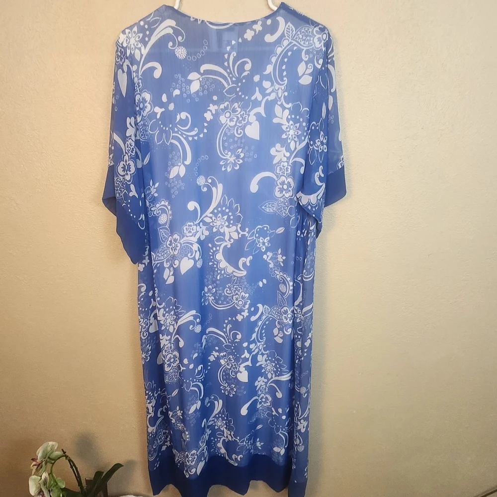 Ulla Popken Blue and White Abstract Floral Maxi Dress 12/14 (5658) - Picture 2 of 6
